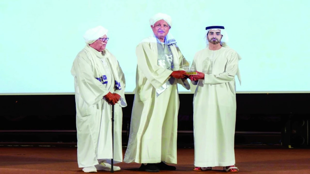 تكريم المبدعين والطلبة المتفوقين في المركز الاجتماعي السوداني بالشارقة